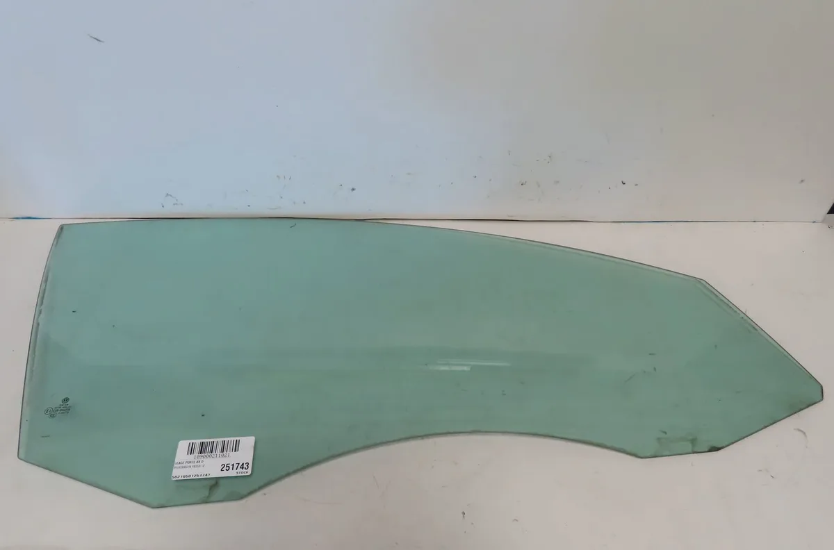 Glace porte av d Volkswagen PASSAT B7 Variant (365) 1.6 tdi (2010-2014) occasion