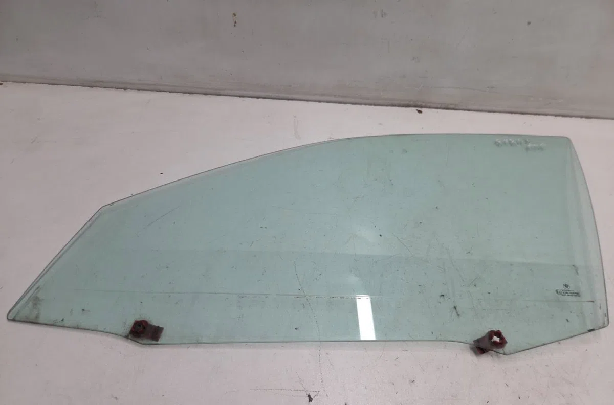 Glace porte av g BMW SERIE 3 E46 PHASE 2 occasion