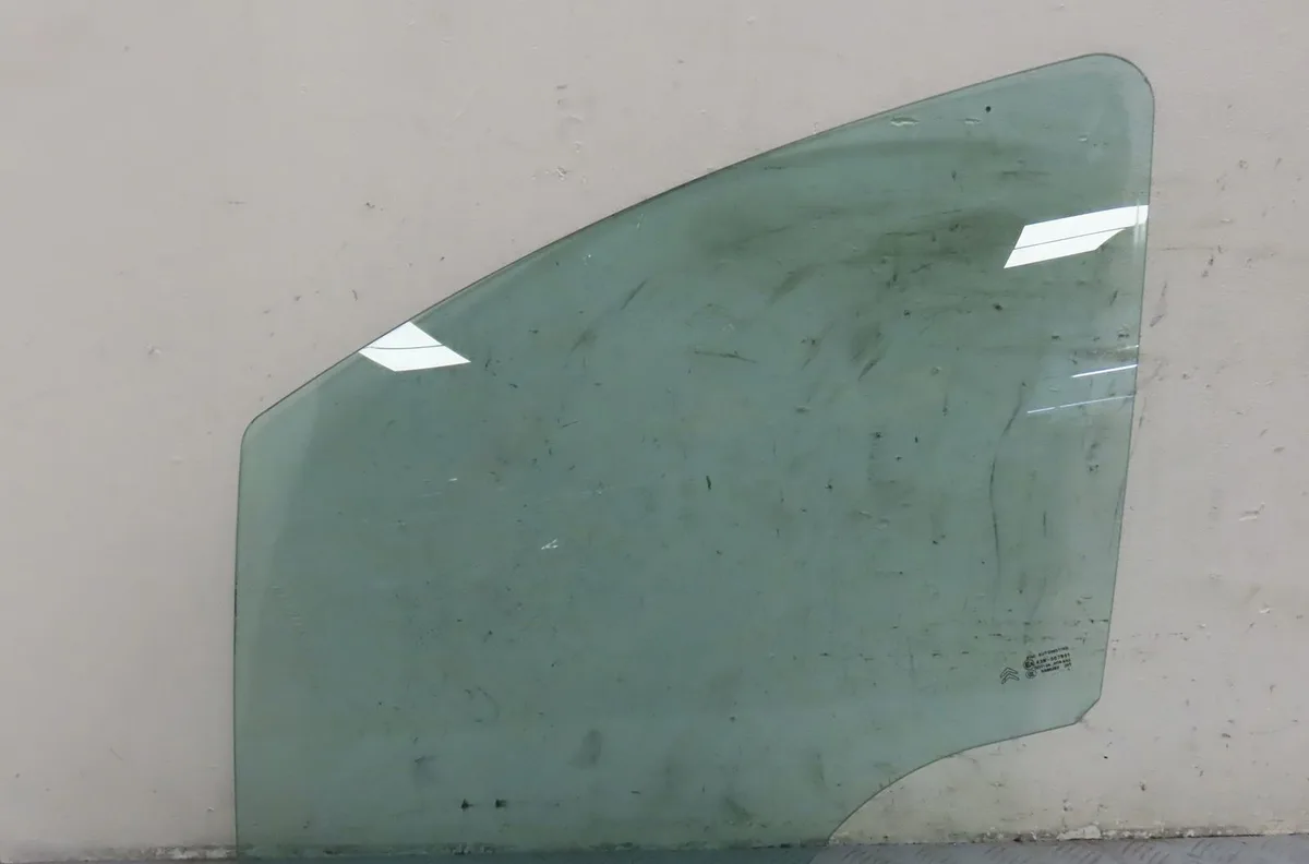 Glace porte av g Citroen C3 II (SC_) 1.1 i (2009-2013) occasion
