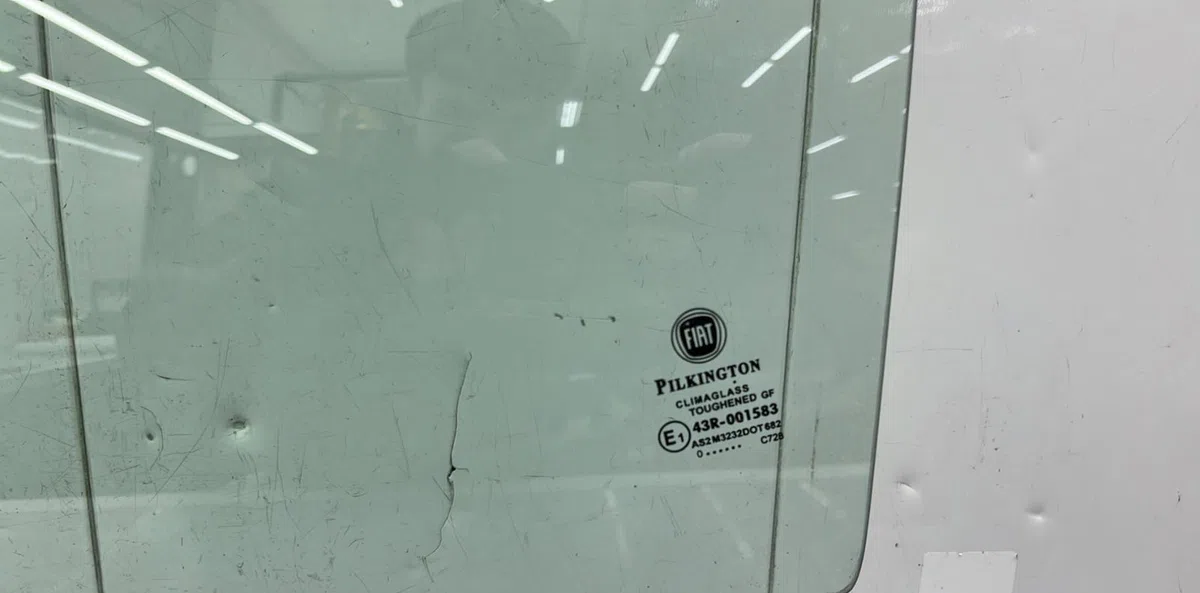 Glace porte av g FIAT PUNTO EVO 3 occasion