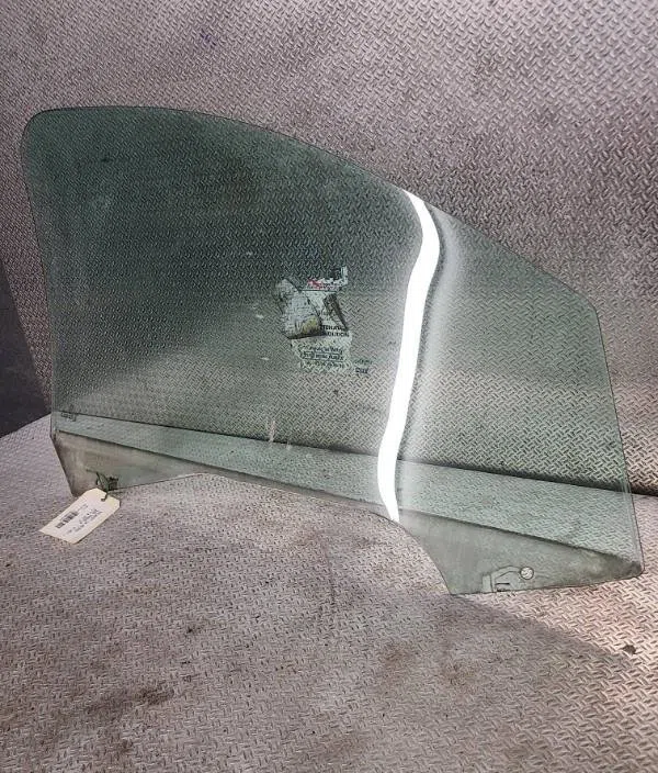 Glace porte av g Peugeot 206 3-5 portes (2A-C) 1.4 hdi eco 70 (2001-2009) 5 portes occasion