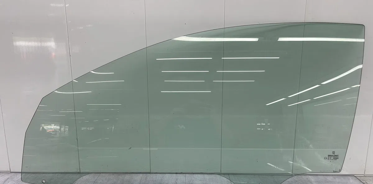 Glace porte av g PEUGEOT 206 PHASE 1 occasion