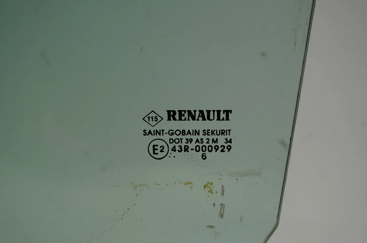 Glace porte av g Renault ESPACE IV (JK0-1_) 2.2 dci (jk0h) (2002-2006) occasion