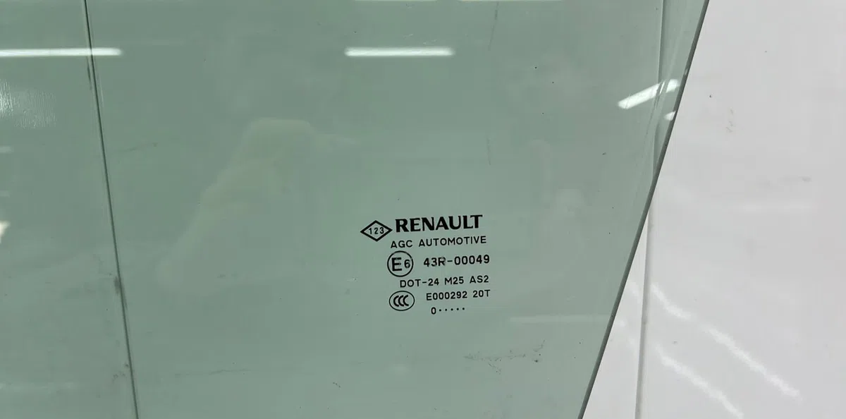 Glace porte av g RENAULT LAGUNA 3 PHASE 1 occasion