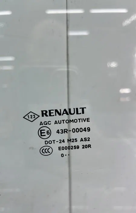Glace porte av g RENAULT SCENIC 3 PHASE 1 occasion