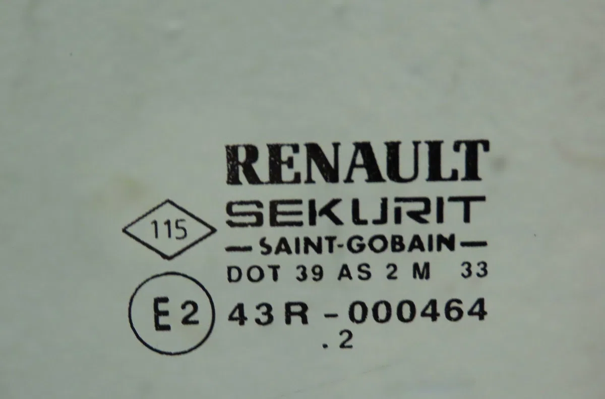 Glace porte av g Renault TWINGO I (C06_) 1.2 16v (c06c, c06d, c06k) (2001-2007) 3 portes occasion