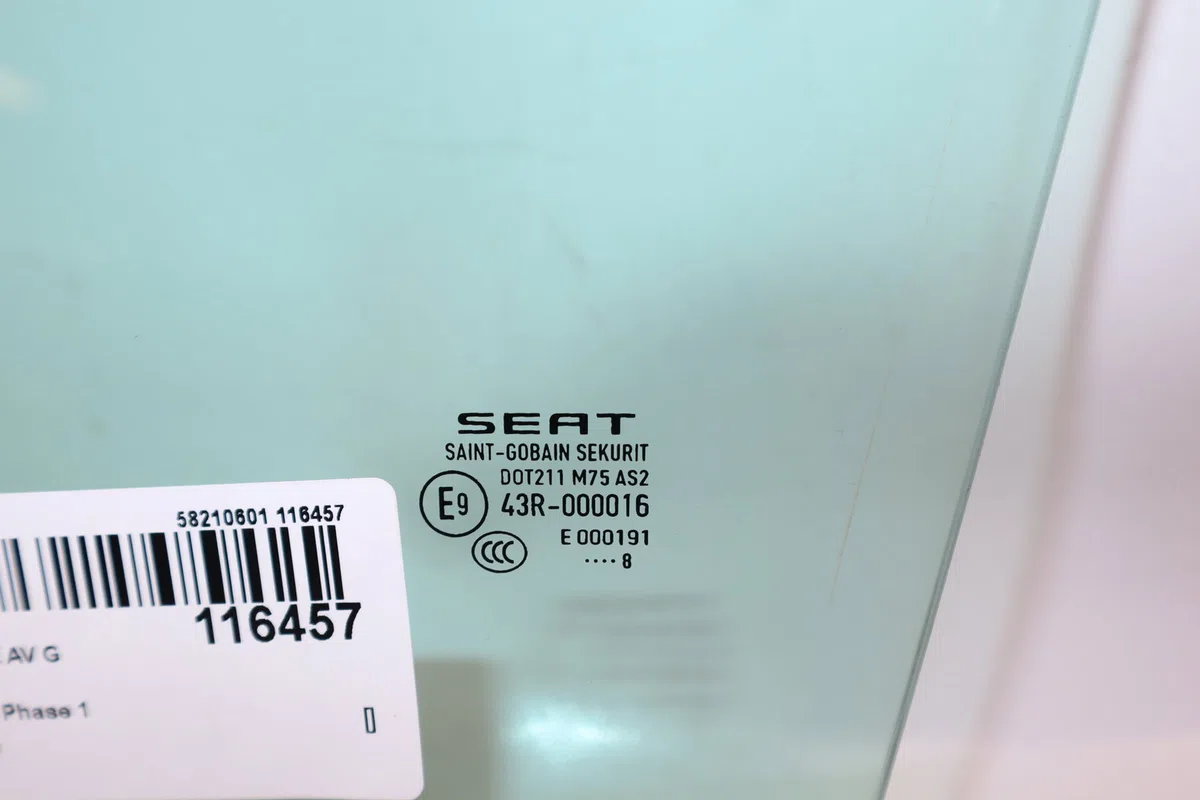 Glace porte av g Seat LEON (5F1) 2.0 tdi (2012-2020) 5 portes occasion