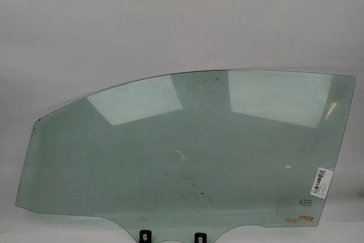Glace porte av g Toyota AYGO (_B4_) 1.0 (kgb40) (2014) occasion