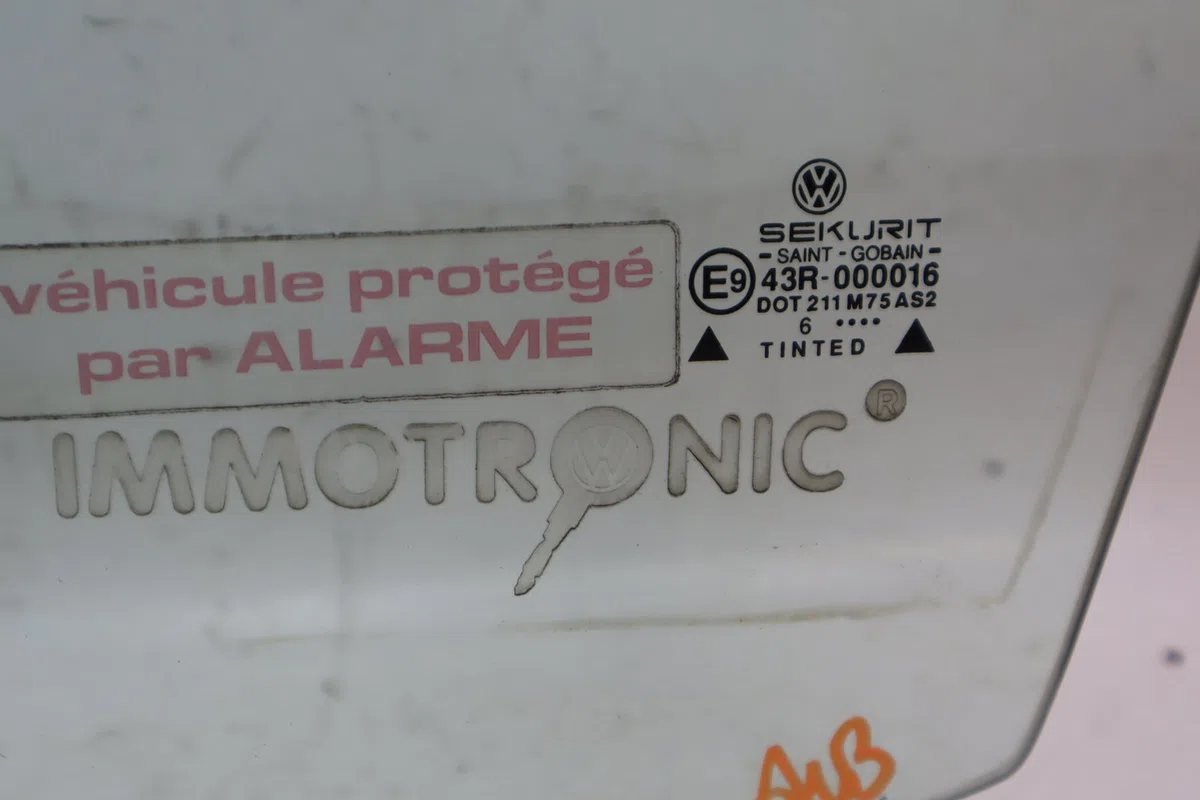 Glace porte av g Volkswagen POLO III (6N1) 60 1.4 (1995-1999) occasion