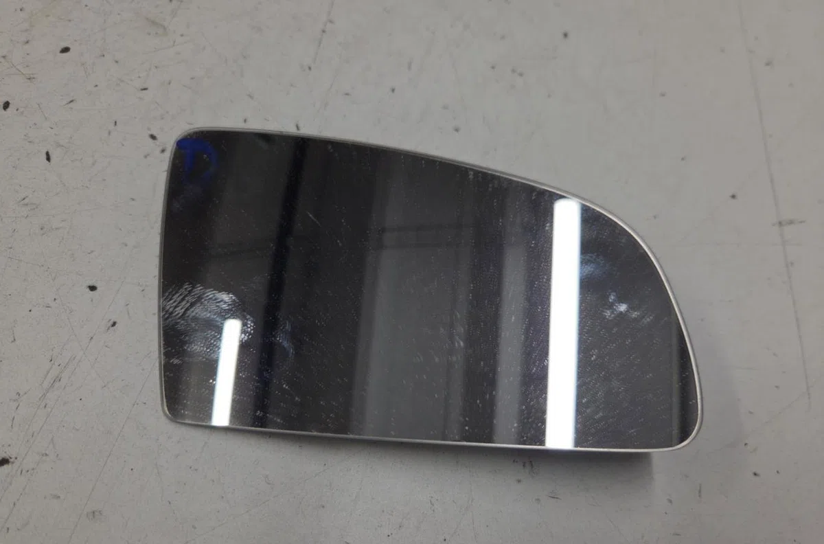 Glace  retroviseur exterieur droit AUDI A3 2 PHASE 1 occasion