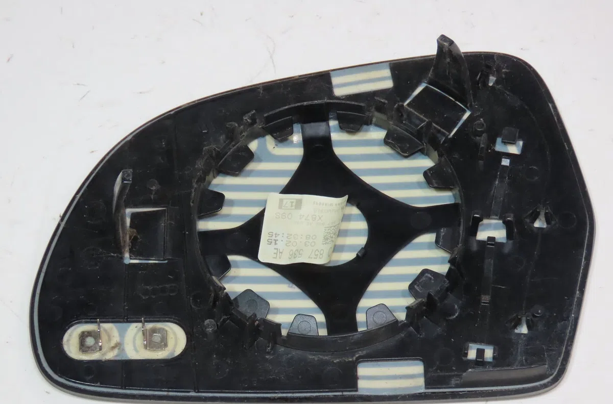 Glace  retroviseur exterieur droit Audi A3 (8P1) 2.0 tdi 16v (2003-2012) 3 portes occasion