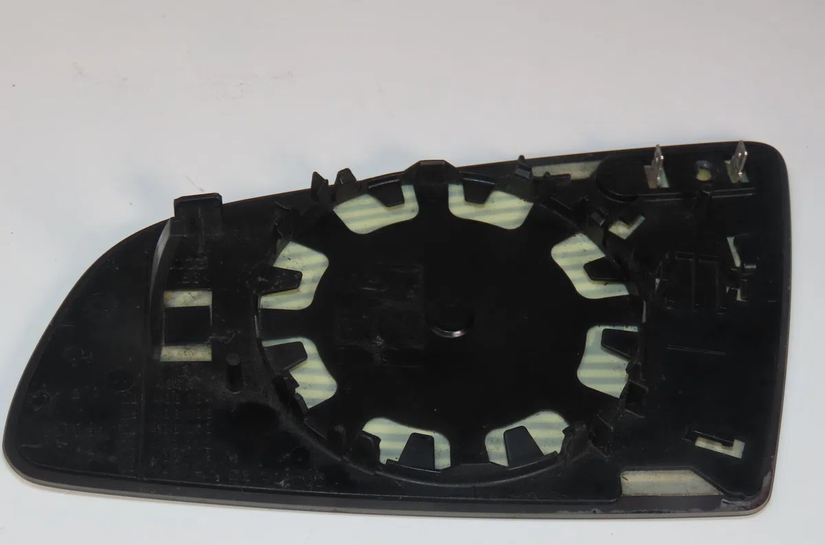 Glace  retroviseur exterieur droit Audi A6 C6 Avant (4F5) 2.7 tdi (2005-2011) occasion
