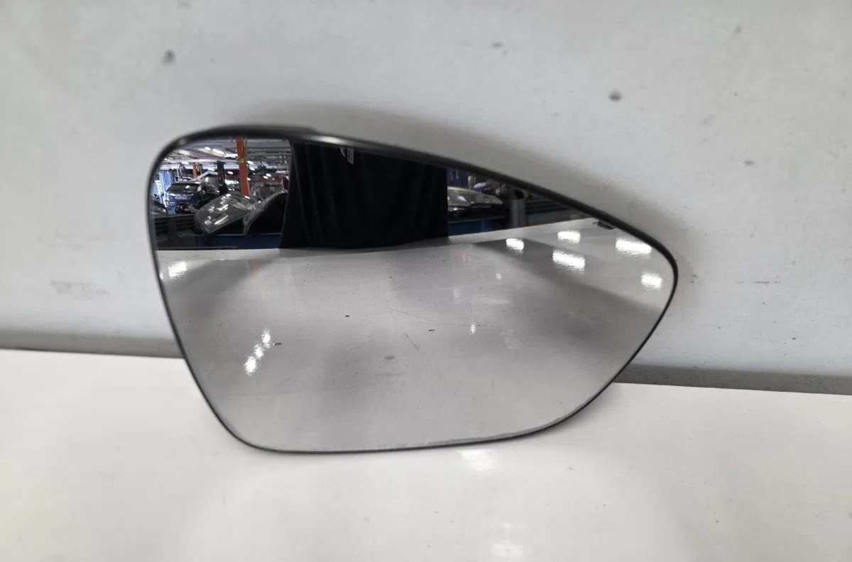 Glace  retroviseur exterieur droit CITROEN DS3 PHASE 1 occasion
