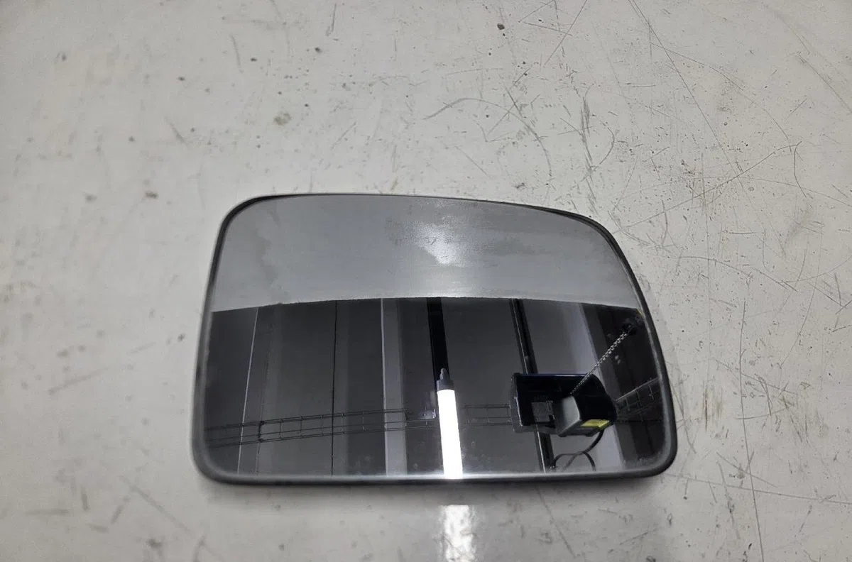 Glace  retroviseur exterieur droit LAND ROVER DISCOVERY 3 occasion
