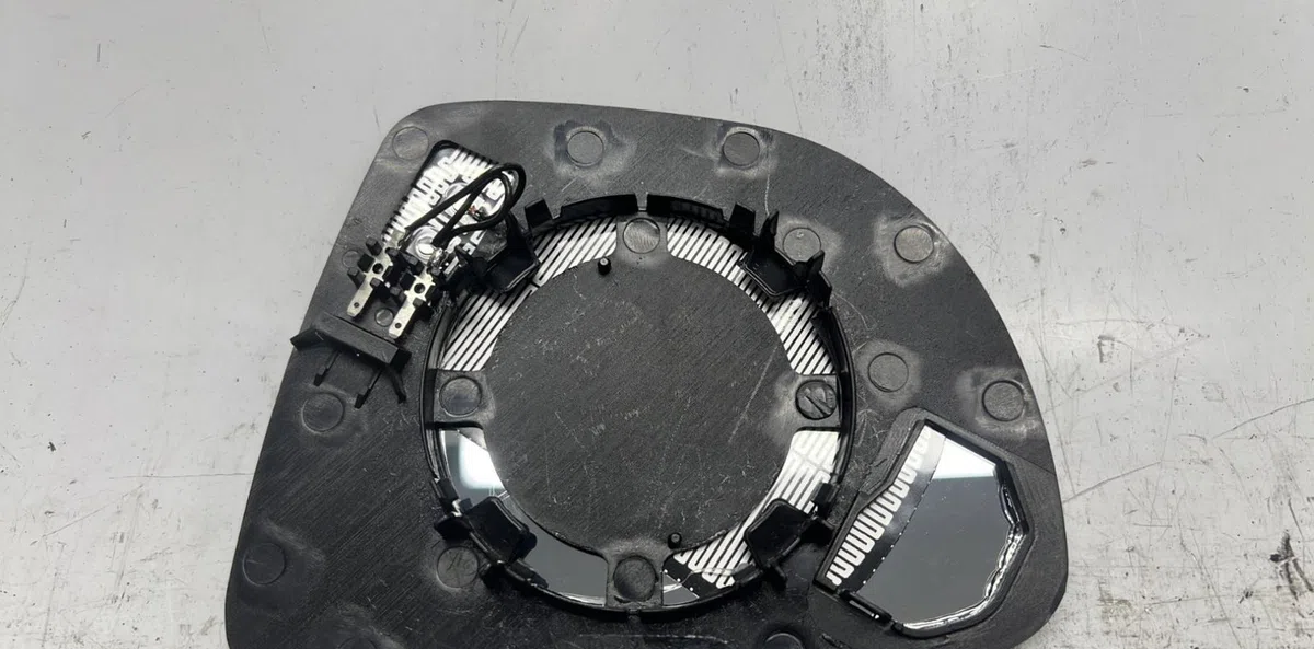 Glace  retroviseur exterieur droit NISSAN MICRA 4 PHASE 2 occasion