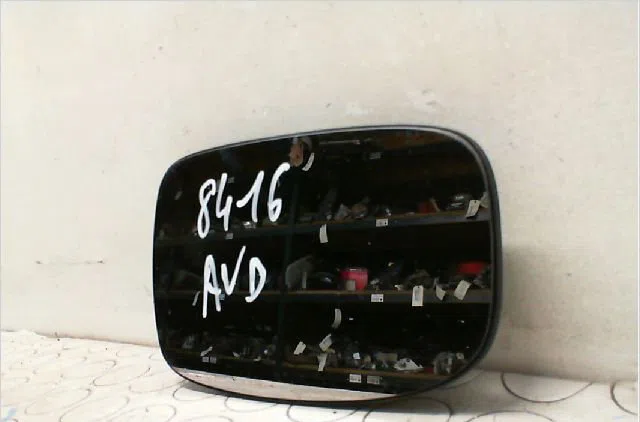 Glace  retroviseur exterieur droit Peugeot 306 (7B, N3, N5) 2.0 hdi 90 (1999-2001) occasion