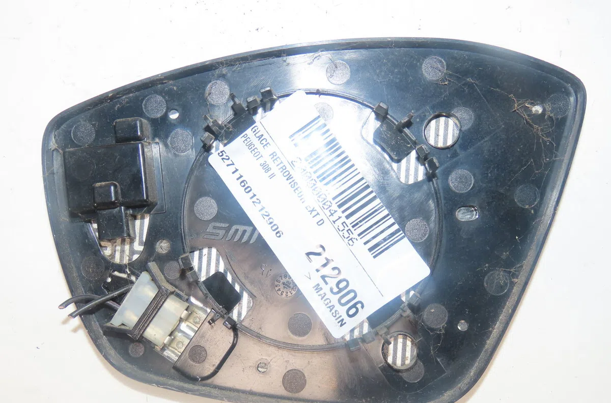 Glace  retroviseur exterieur droit Peugeot 308 SW II (LC_, LJ_, LR_, LX_, L4_) 1.2 thp 110 (2014-2021) occasion