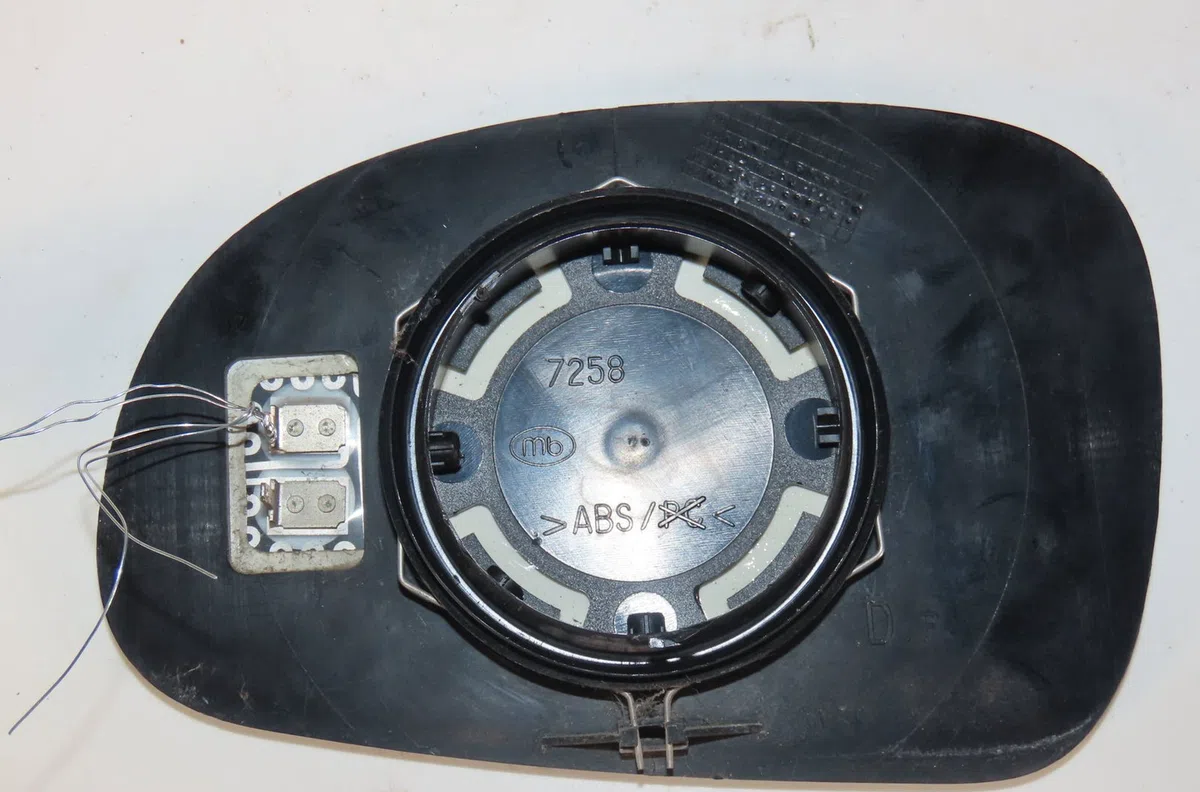 Glace  retroviseur exterieur droit Peugeot 406 Coupé (8C) 2.2 hdi (2000-2004) 2 portes occasion
