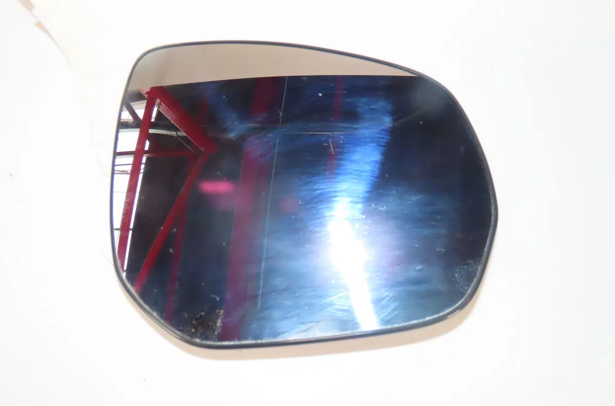 Glace  retroviseur exterieur droit Peugeot 5008 (0U_, 0E_) 2.0 hdi 150 - bluehdi 150 (2009-2017) 5 portes occasion