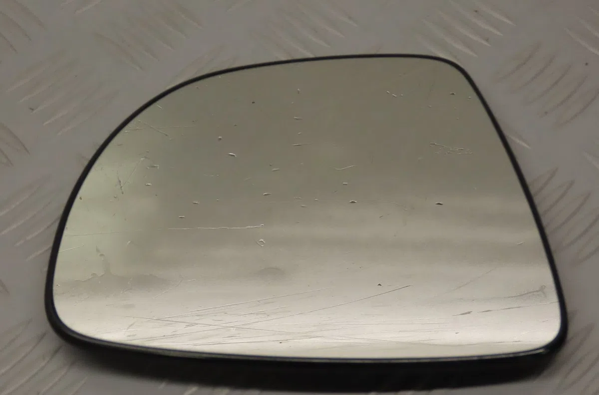 Glace  retroviseur exterieur droit Renault CAPTUR I (J5_, H5_) 1.5 dci 90 (2013) 5 portes occasion