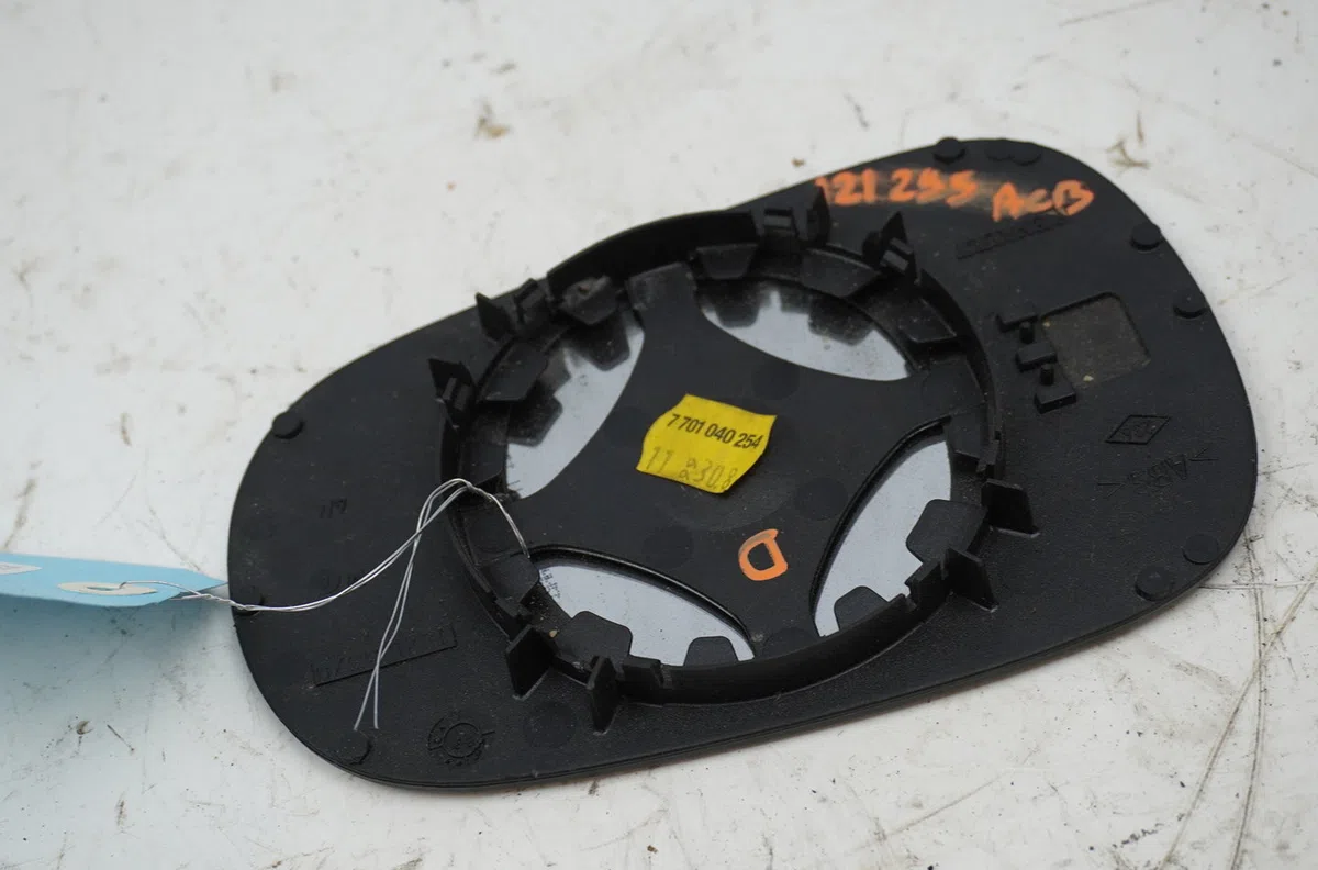Glace  retroviseur exterieur droit Renault CLIO II (BB_, CB_) 1.5 dci (b-cb3m) (2005-2010) 3 portes occasion