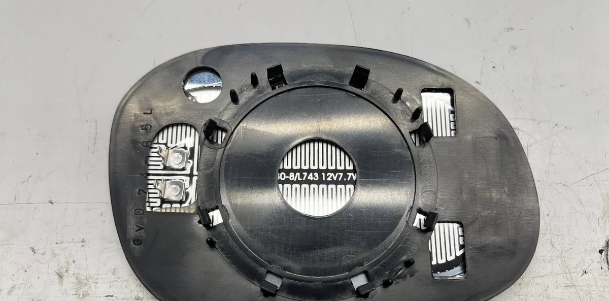 Glace  retroviseur exterieur gauche CITROEN C2 PHASE 2 occasion