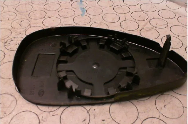 Glace  retroviseur exterieur gauche Citroën C4 I (LC_) 1.6 16v (2004-2011) 5 portes occasion