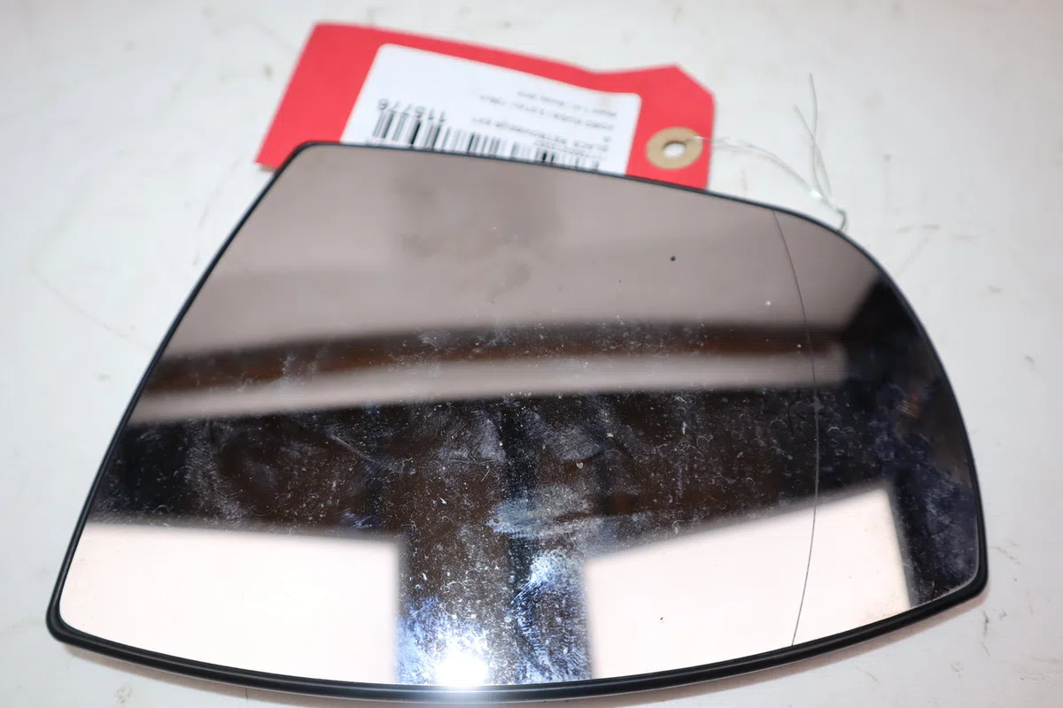 Glace  retroviseur exterieur gauche Ford KUGA I 2.0 tdci (2008-2012) 5 portes occasion