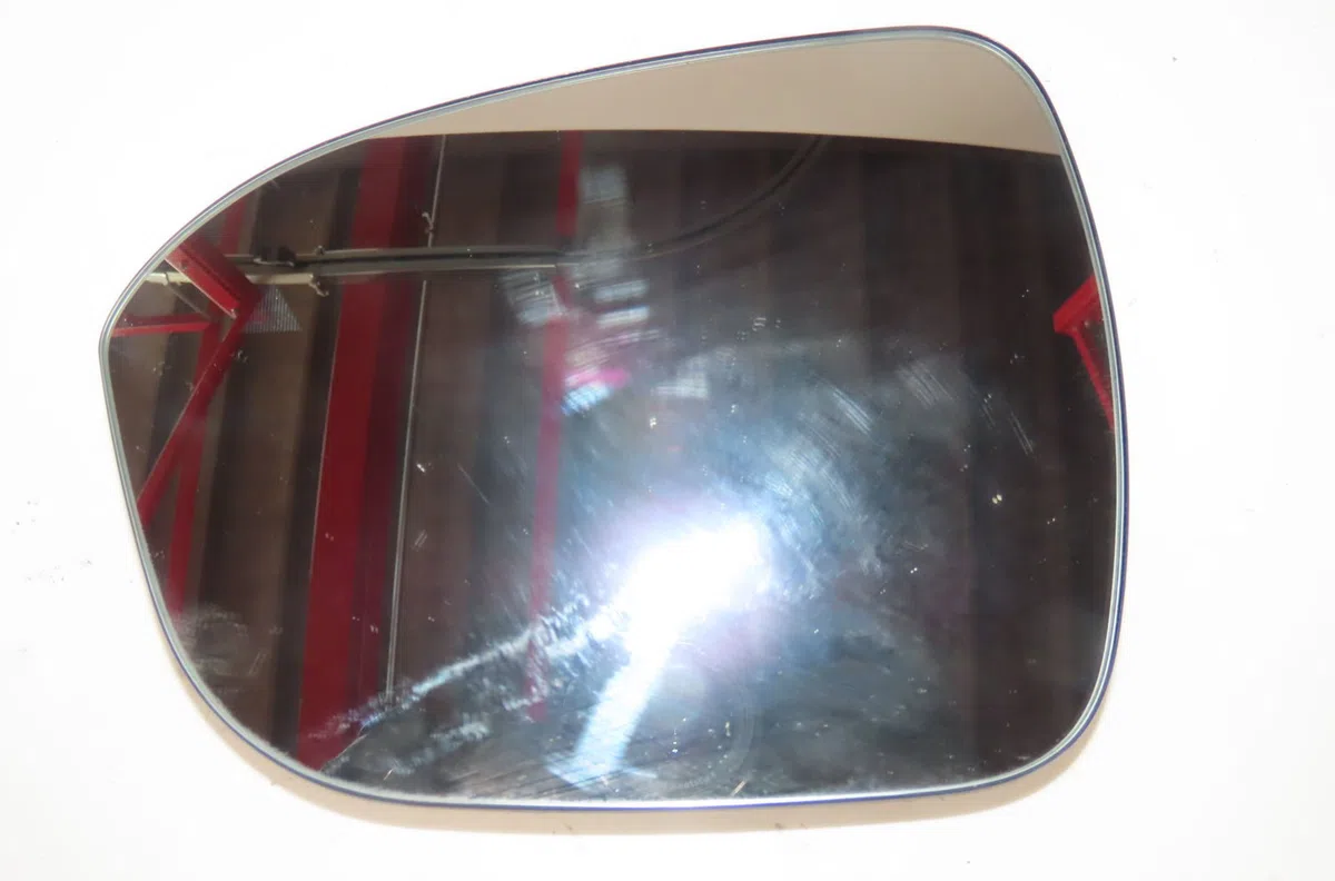 Glace  retroviseur exterieur gauche Nissan JUKE (F16_) Dig-t 117 (2019) occasion