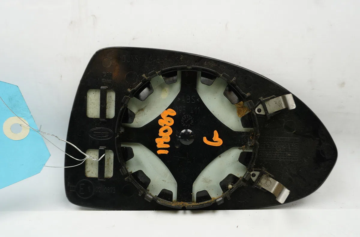 Glace  retroviseur exterieur gauche Opel CORSA D (S07) 1.3 cdti (l08, l68) (2006-2014) 3 portes occasion