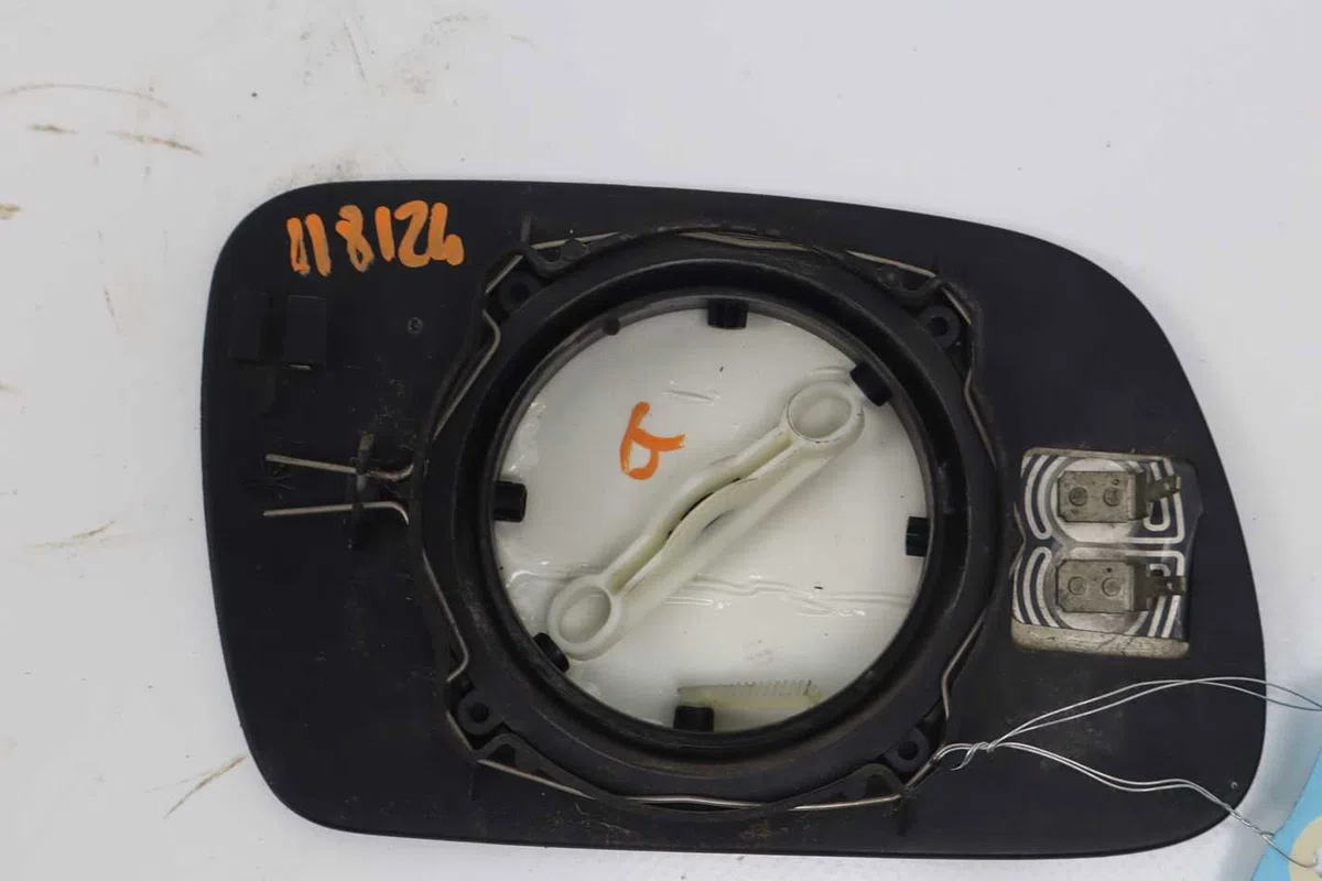 Glace  retroviseur exterieur gauche Peugeot 307 (3A-C) 1.6 16v (2000-2007) 5 portes occasion