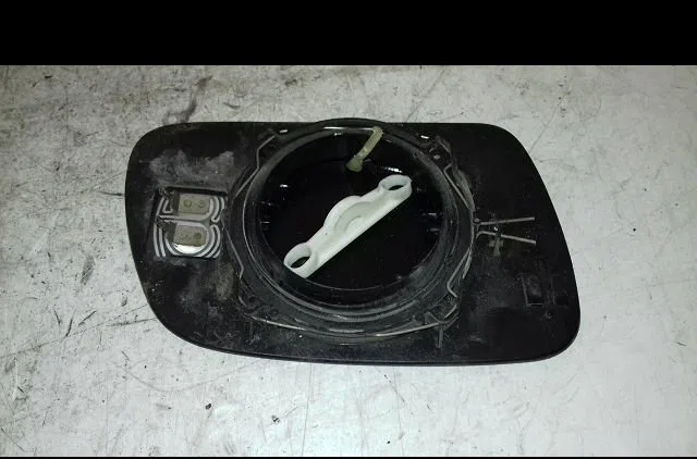Glace  retroviseur exterieur gauche Peugeot 307 (3A-C) 2.0 hdi 90 (2000-2007) 5 portes occasion
