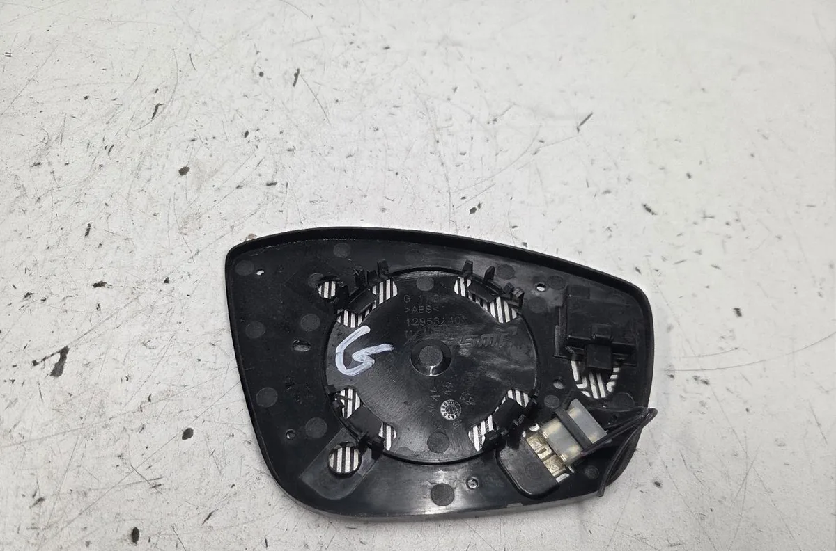 Glace  retroviseur exterieur gauche PEUGEOT 308 2 PHASE 1 occasion