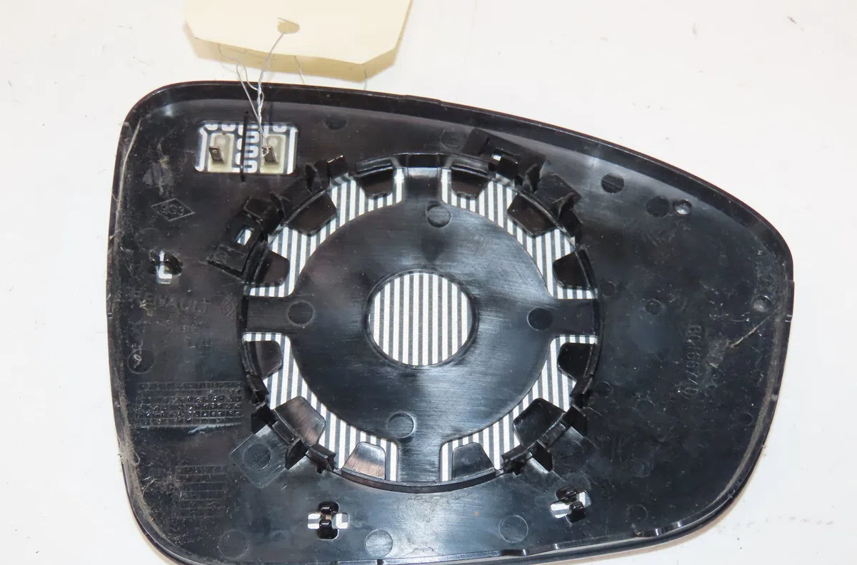 Glace  retroviseur exterieur gauche Renault CLIO V (B7_) 1.6 e-tech 140 (b7mu) (2020) occasion