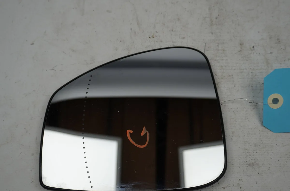 Glace retroviseur exterieur gauche Renault SCÉNIC III (JZ0-1_) 2.0 dci (jz0y, jz26) (2009) occasion