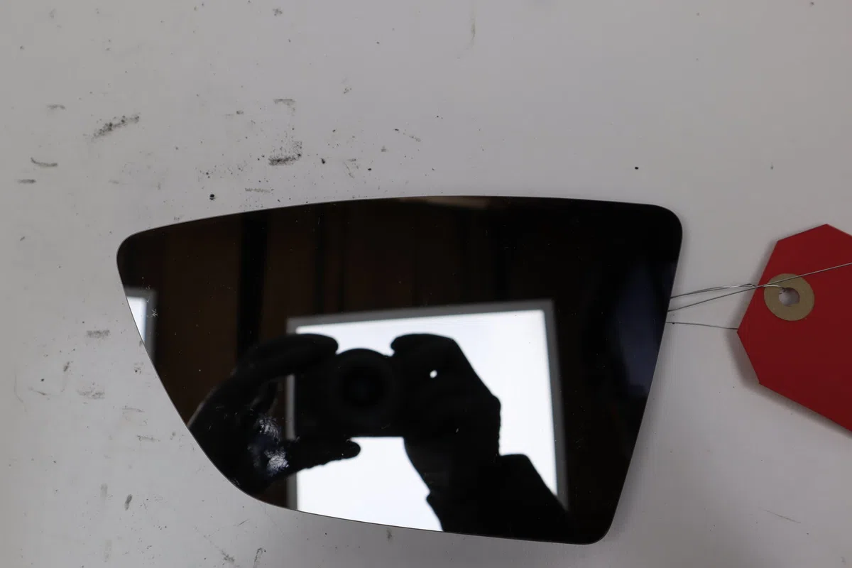 Glace  retroviseur exterieur gauche Seat LEON (5F1) 2.0 tdi (2012-2020) 5 portes occasion