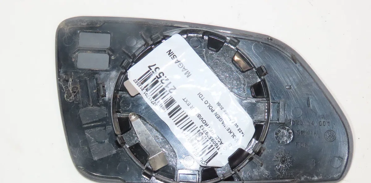 Glace  retroviseur exterieur gauche Volkswagen POLO (9N_, 9A_) 1.4 tdi (2001-2005) 3 portes occasion