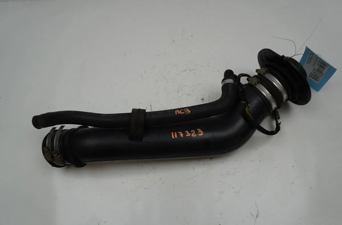 Goulotte carburant Alfa romeo SPIDER (916_) 2.0 t.spark 16v (916s2c00) (1995-2005) occasion