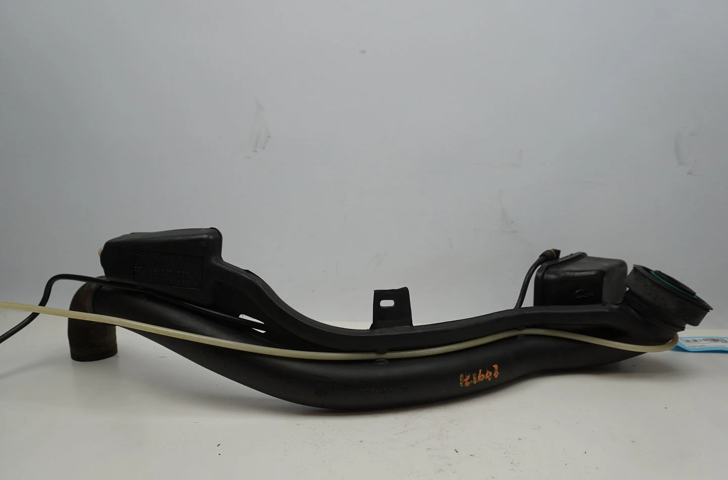 Goulotte carburant Peugeot 306 Break (7E, N3, N5) 1.8 16v (1997-2002) occasion