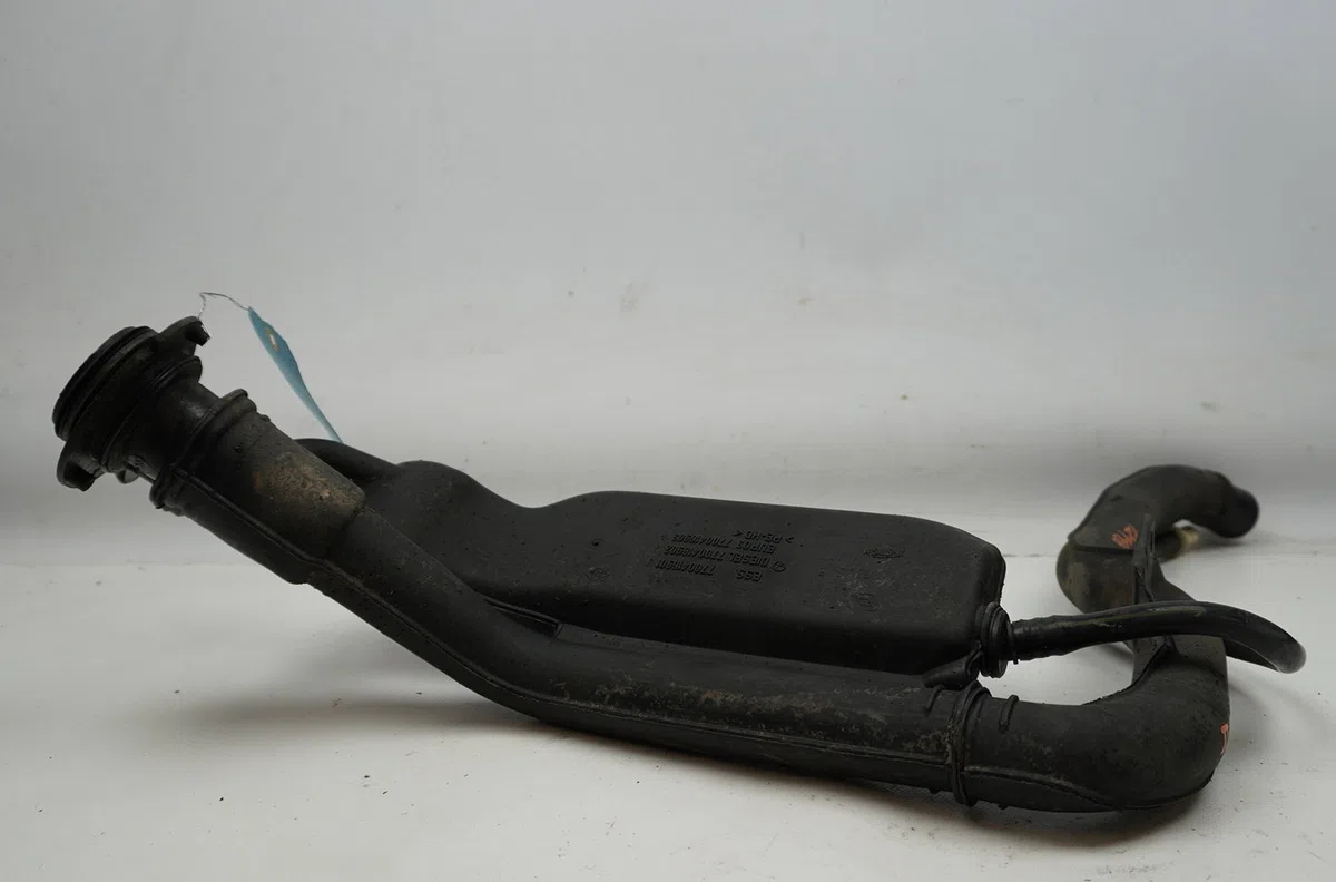 Goulotte carburant Renault CLIO II (BB_, CB_) 1.5 dci (b-cb07) (2001-2009) 3 portes occasion