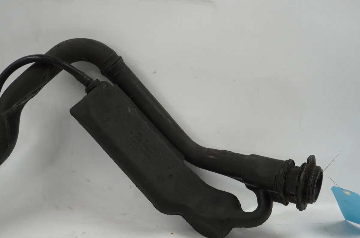 Goulotte carburant Renault CLIO II (BB_, CB_) 1.5 dci (b-cb07) (2001-2009) 3 portes occasion