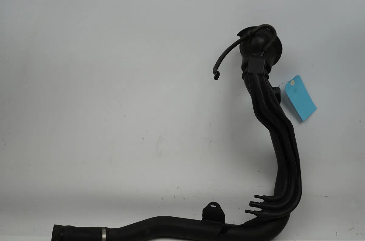 Goulotte carburant RENAULT SUPER 5  1.1i 48ch occasion
