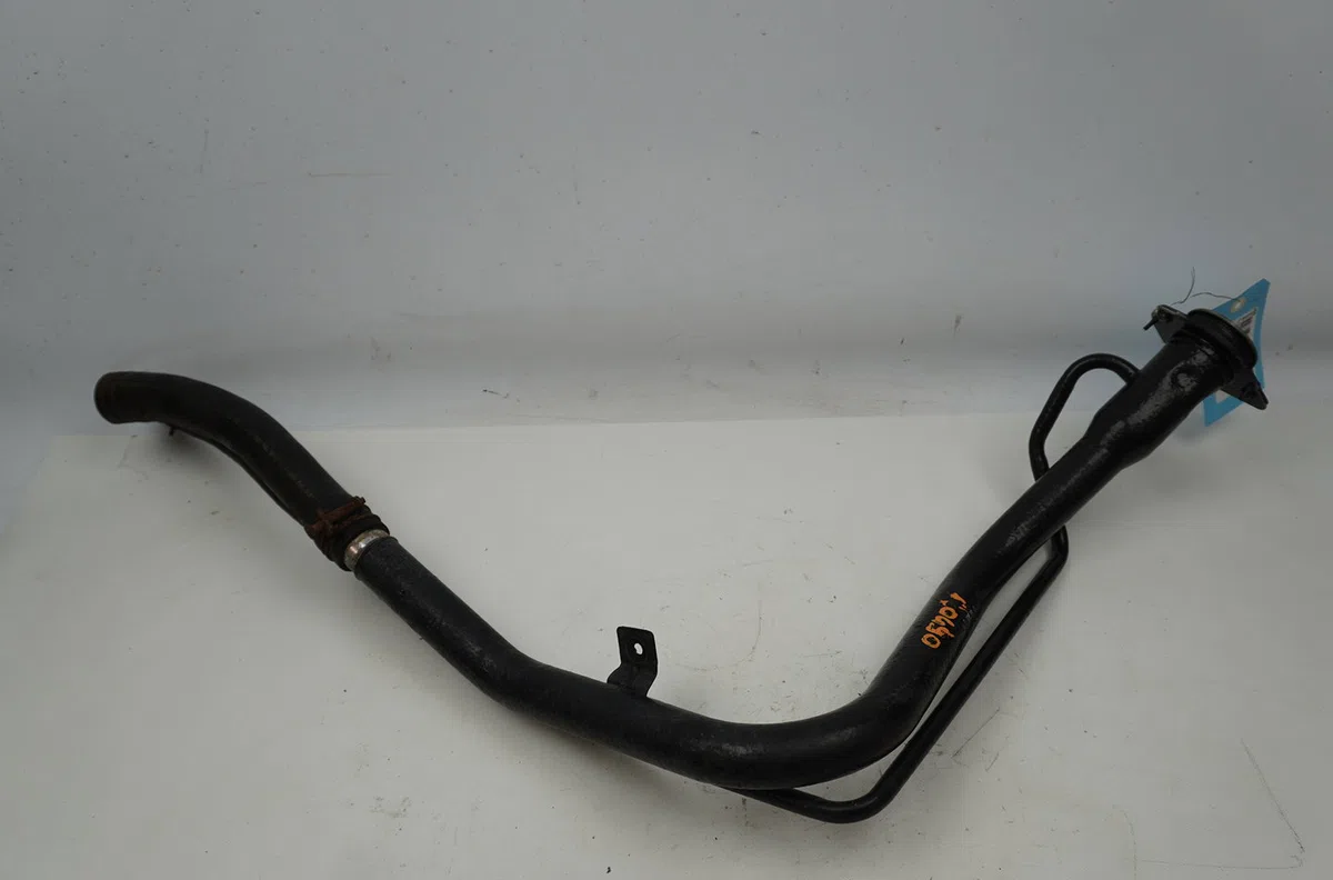 Goulotte carburant SUZUKI SWIFT III  1.3 VVT 4X4 occasion