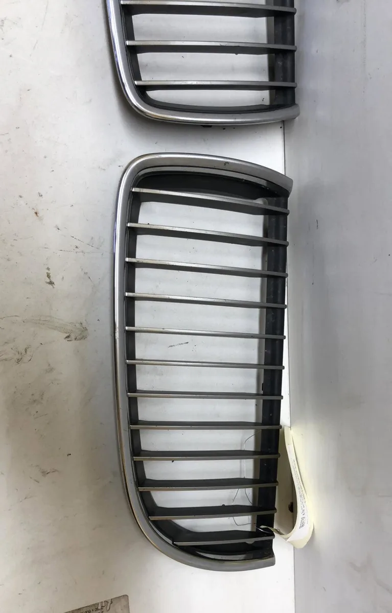 Grille calandre Bmw 3 (E90) 320 d (2004-2011) occasion