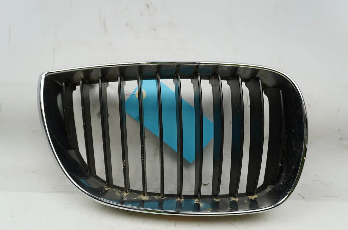 Grille calandre d Bmw 1 (E87) 116 i (2004-2011) occasion