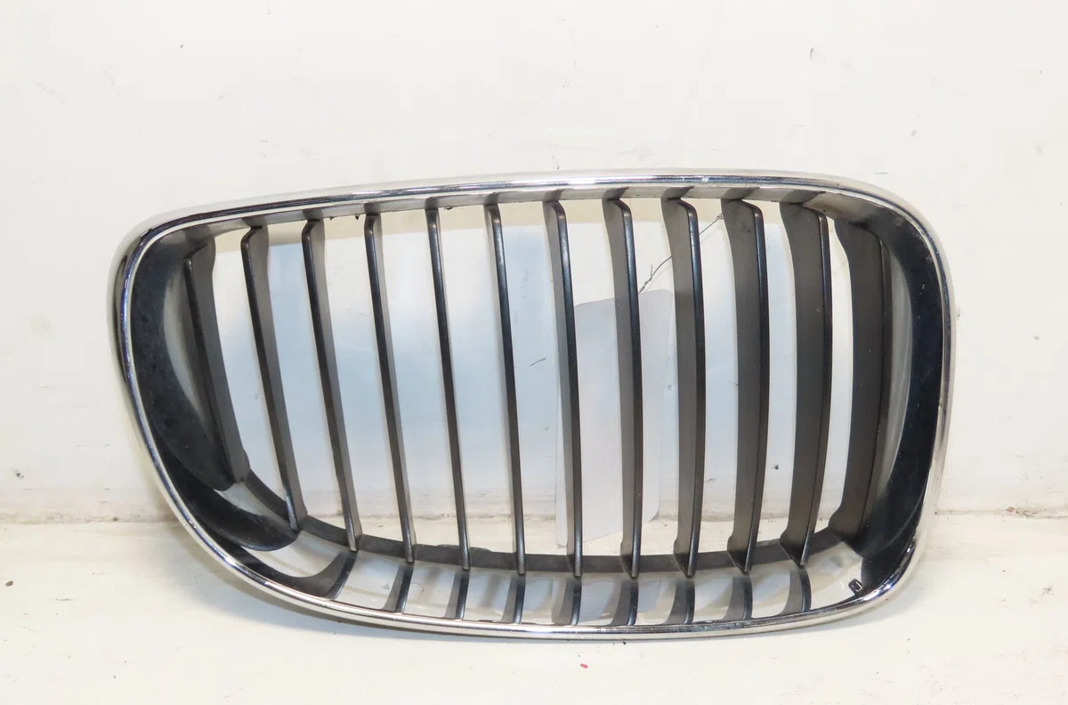 Grille calandre d Bmw 1 (E87) 116 i (2004-2011) occasion