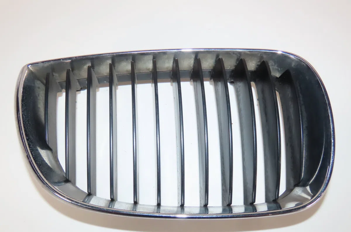 Grille calandre d Bmw 1 (E87) 120 d (2004-2011) occasion