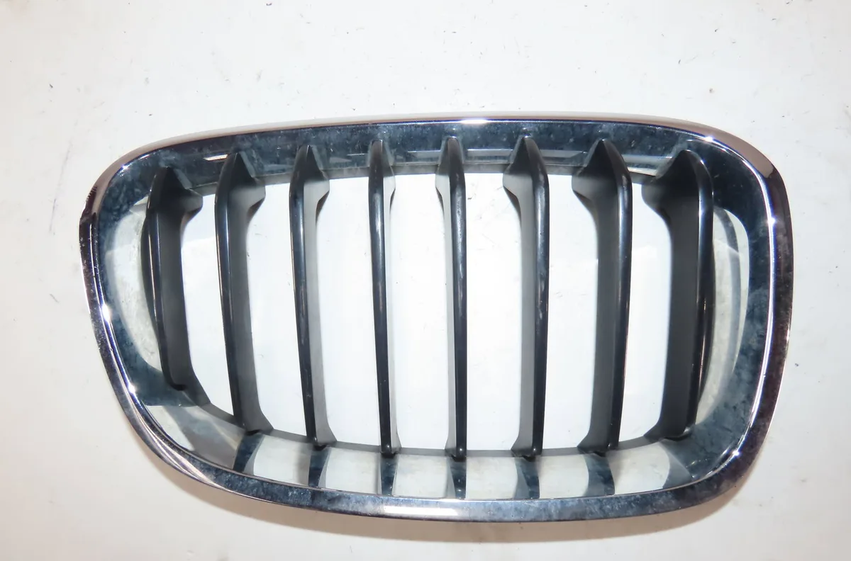 Grille calandre d Bmw 1 (F20) 120 d (2011-2015) occasion