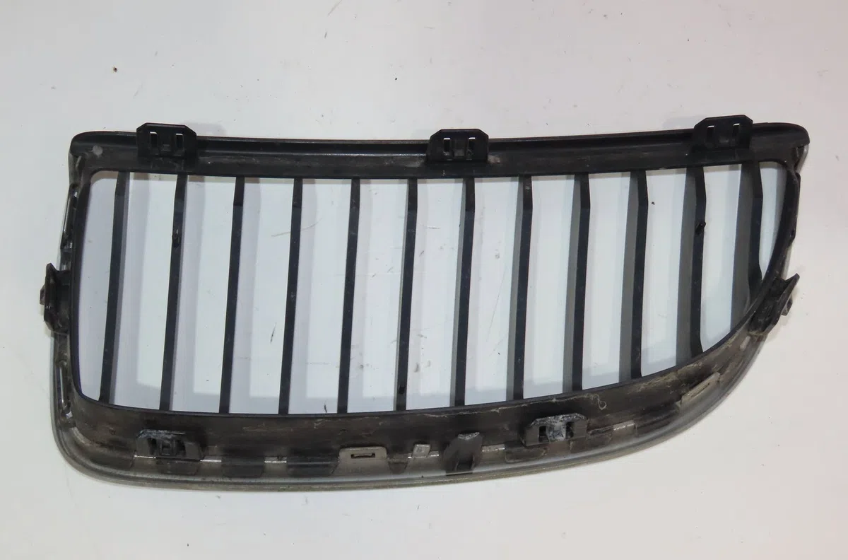 Grille calandre d Bmw 3 (E90) 318 d (2007-2011) occasion