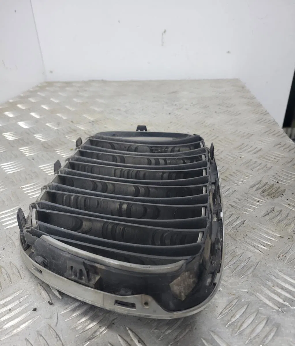 Grille calandre d BMW X1 E84 PHASE 2 occasion